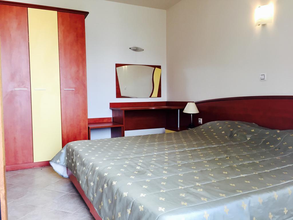 Psb Apartments In Poseidon Hotel 阳光海滩 外观 照片