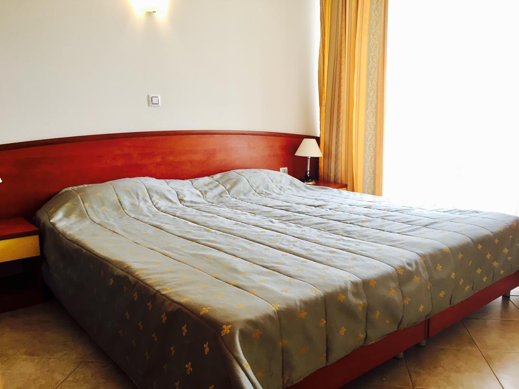 Psb Apartments In Poseidon Hotel 阳光海滩 外观 照片